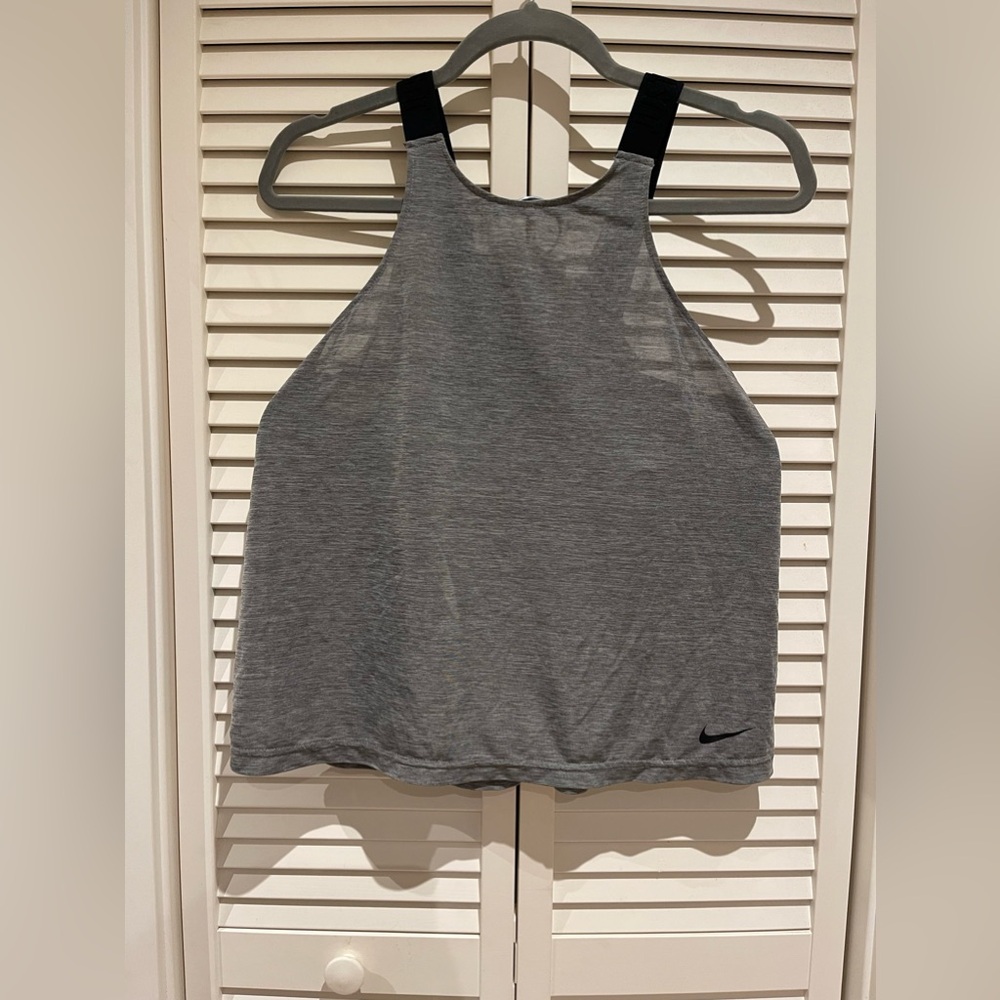 Nike Dri-Fit Women’s Gray Athletic Tank Top with Thick Straps
